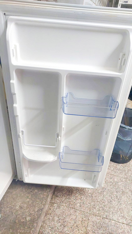 Riyadh, Appliances, SAR 250,  Kmc Small Refrigerator
