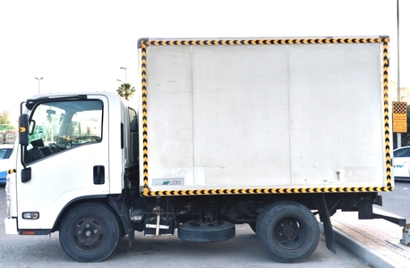 Manama, Vehicles, Cars & Trucks , Isuzu Minx,  2016,  Manual,  263000 KM,   Isuzu NMR Six Wheel Cargo Delivery Goods