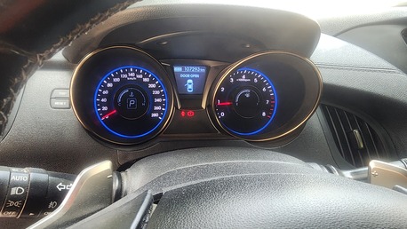 Riyadh, Vehicles, Cars & Trucks , SAR 38500,  Genesis Hundai 2015,  2015,  Automatic,  107000 KM,  Hundai Genesis  For Sale