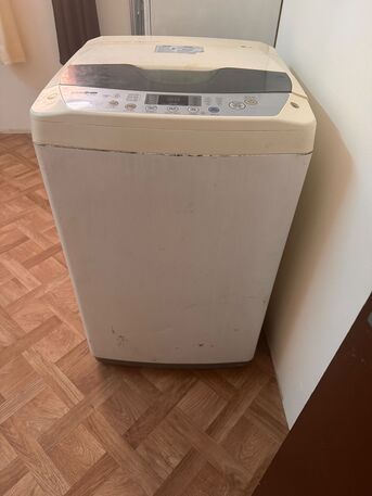 Al Malaz, Appliances, SAR 400,  LG Washing Machine 7.5 Kgs
