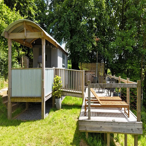 London, Farm/Garden, Family-Friendly Farm Stays Devon With Great Deals