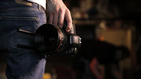 Khobar, Graphic Design, Professional Photographer Ad