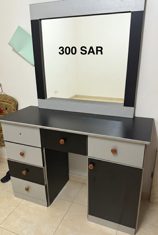 Jeddah, Furniture, SAR 200,  House Hold Items For Sale