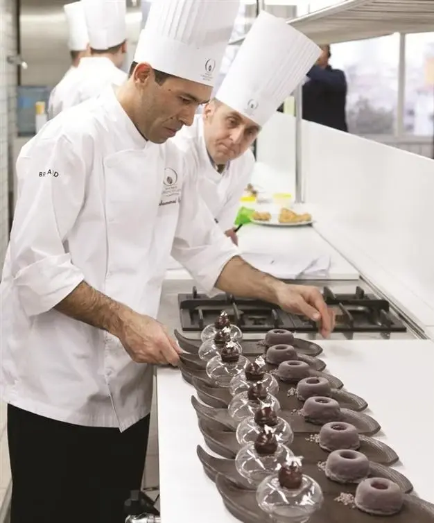 Riyadh, Jobs, Pastry & Chocolate Chef (Sous Chef Level)