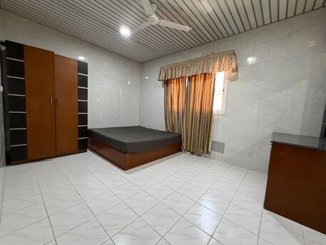 Hoora, Apartments, Flats, Houses & Villas, BHD 200/month,  Furnished,  1 BR,  Budget-friendly   Apartment For Rent In Hoora