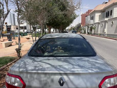 Riyadh, Vehicles, Cars & Trucks , SAR 12000,  Renault Fluence,  2014,  Automatic,  240000 KM,