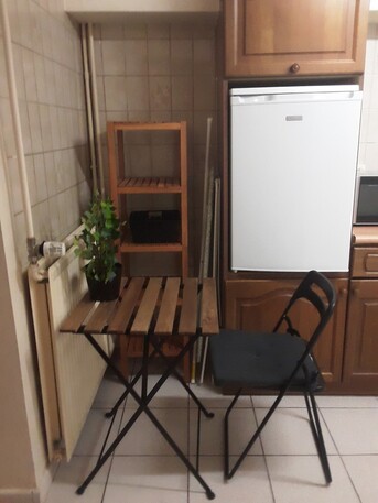 Brussels, Apartments, Flats, Houses & Villas, EUR 750/month,  Furnished,  750 Eur All Incl 30 M2 Furnished To Rent Saint Gilles