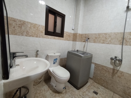 East Riffa, Apartments, Flats, Houses & Villas, BHD 170/year,  1 BR,  East Riffa:- Spacious Semifurnished Studio Flat On Rent With Unlimited Ewa..