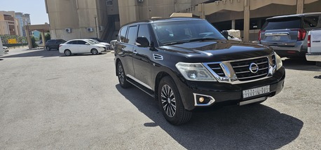 Riyadh, Vehicles, Cars & Trucks , SAR 80000,  Nissan Patrol LE,  2014,  Automatic,  204 KM,  SAR 80000, , , , , (8-Seater)