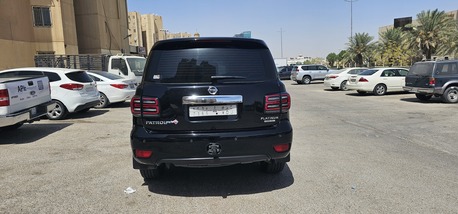 Riyadh, Vehicles, Cars & Trucks , SAR 80000,  Nissan Patrol LE,  2014,  Automatic,  204 KM,  SAR 80000, , , , , (8-Seater)