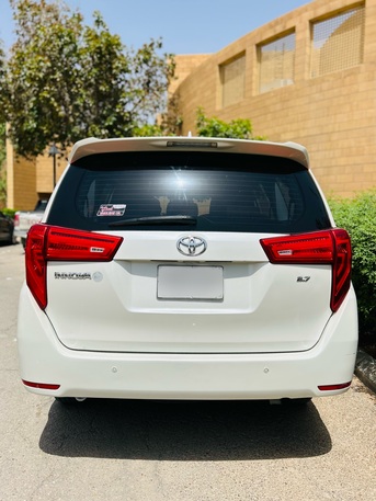 Riyadh, Vehicles, Cars & Trucks , SAR 54500,  Toyota Innova,  2017,  Automatic,  345000 KM,   CRYSTA  MODEL  NEAT AND CLEAN CAR FOR SALE