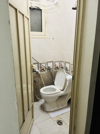 Khobar, Roommates, SAR 860/month,  Furnished,  Room Available For One Executive