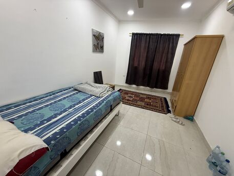 Muharraq, Apartments, Flats, Houses & Villas, BHD 200/month,  3 BR,  Flat For Rent In Muharraq Without EWA