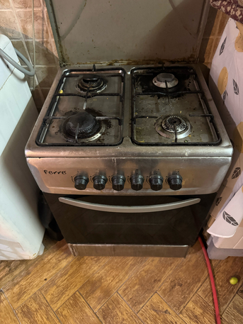Hofuf, Household Items, SAR 200,  Gas Stove With 4 Burners And SOFA Set