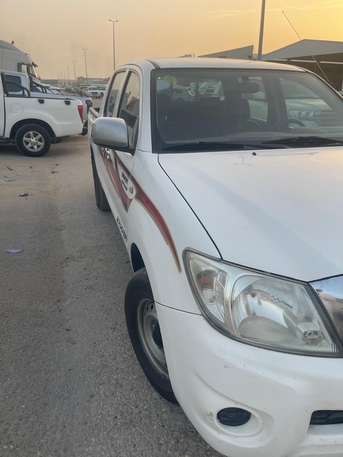 Dammam, Vehicles, Cars & Trucks , SAR 42000,  Toyota Hilux,  2010,  Automatic,  137632 KM,