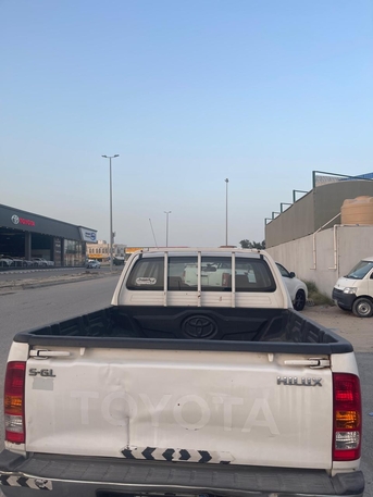 Dammam, Vehicles, Cars & Trucks , SAR 42000,  Toyota Hilux,  2010,  Automatic,  137632 KM,
