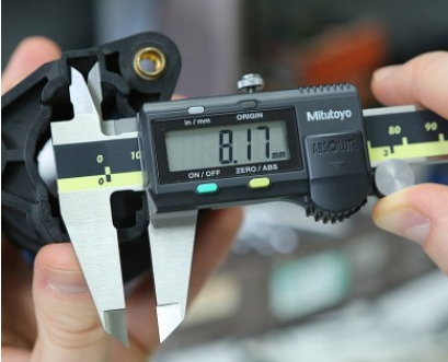 New York, Heavy Equipment, USD 179,  Mitutoyo Digital Caliper, ABSOLUTE Digimatic Caliper Range