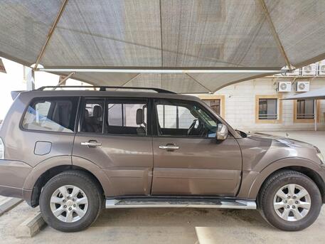 Jeddah, Vehicles, Cars & Trucks , SAR 400000,  Mitsubishi Pajero,  2015,  Automatic,  145500 KM,    3,5l  V6 GLS
