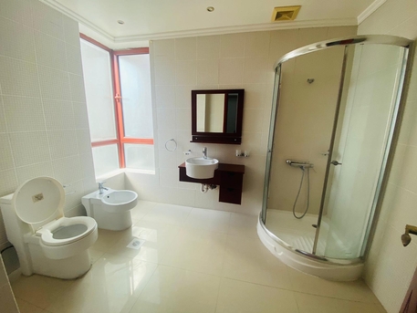 Juffair, Apartments, Flats, Houses & Villas, BHD 330/year,  2 BR,  Gorgeous Fully Furnished Flat 2 Bhk Juffair Just For 330 Bhd