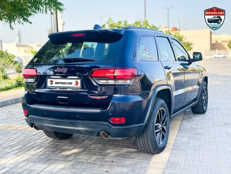 Manama, Vehicles, Cars & Trucks , BHD 2,  Jeep Grand Cherokee,  2018,  Automatic,  147000 KM,  JEEP GRAND CHEROKKE