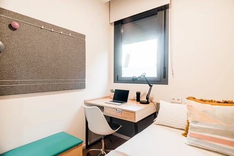 Seville, Villas, EUR 666,  Furnished,  8 Sq. Meter,  SEVILLE CITY! EL PORVENIR | Premium Student Living | BOOK NOW!