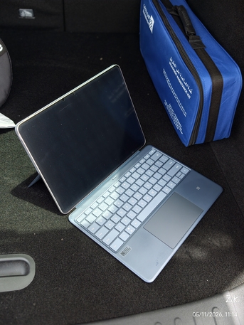 Riyadh, Tablet Computers, SAR 2499,  Like New Oneplus Pad 3 512GB With Keyboard