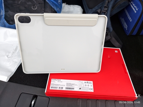 Riyadh, Tablet Computers, SAR 2499,  Like New Oneplus Pad 3 512GB With Keyboard
