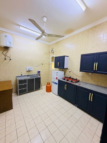 Al Mounsiyah, Apartments, Flats, Houses & Villas, SAR 2900/month,  Furnished,  2 BR,  200 Sq. Meter,  Fully Furnished Family Flat For Rent