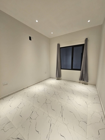 Salmaniya, Apartments, Flats, Houses & Villas, NEW SEMI Furnished 2 BHK Flat With EWA &PARKING. 240 BD Only@ SALMANIYA.