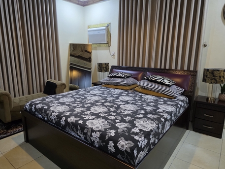 Jeddah, Furniture, SAR 1500,  Complete Bed Set In Excellent Conditon