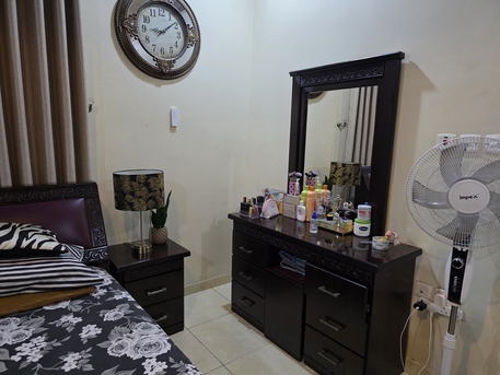 Jeddah, Furniture, SAR 1500,  Complete Bed Set In Excellent Conditon