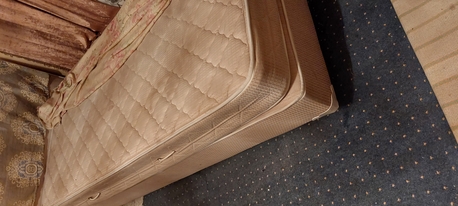 Jeddah, Furniture, SAR 100,  Matress With Box Size 90 X 200 Cm