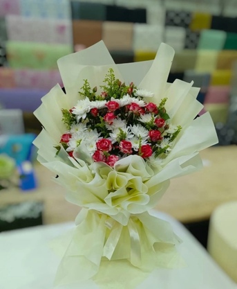 Riyadh, Job Seekers, I Am Looking For A Flower Decorating And Gift Packing Job