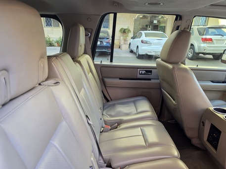 Riyadh, Vehicles, Cars & Trucks , SAR 50000,  Ford Expedition 2014 Limited &ndash; Excellent Condition (Fully Maintained),  2014,  Automatic,  332000 KM,