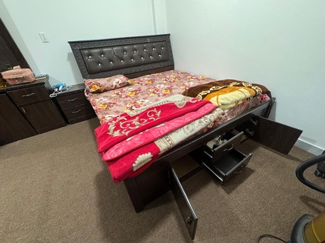 Khobar, Furniture, SAR 800,  FOR SALE &ndash; Elegant Bedroom Furniture Set ✨