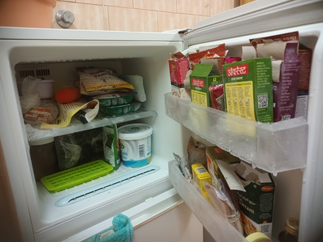 Jubail, Household Items, SAR 650,  LG Fridge - Working Condition