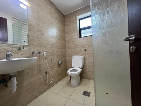 Mahooz, Apartments, Flats, Houses & Villas, BHD 290/year,  2 BR,  EXCELLENT 2 BEDROOM CLOSE TO FULLYFURNISHED NEAR ALJAZEERA GIVING AS SEMI FURNISHD