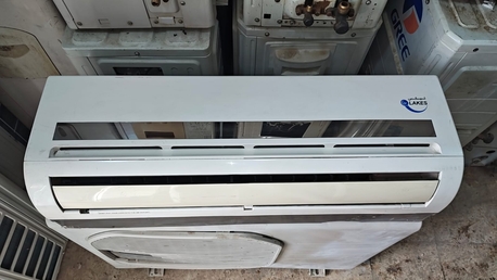 Riyadh, Air Conditioners, SAR 650,  "Breathe Easy! 😎 Pre-Loved ACs At Unbeatable Prices!"