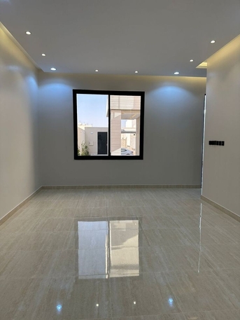 Salmaniya, Apartments, Flats, Houses & Villas, BHD 160/month,  1 BR,  1 BHK FLAT WITH EWA