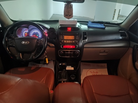 Juffair, Vehicles, Cars & Trucks , BHD 3000,  Kia Sorento,  2013,  Automatic,  221000 KM,