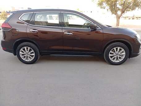 Riyadh, Vehicles, Cars & Trucks , SAR 66500,  NISSAN X-TRAIL,  2021,  Automatic,  160000 KM,  7 SEATER 4X4 2.5 LITER 100% ORIGINAL CONDITION 4