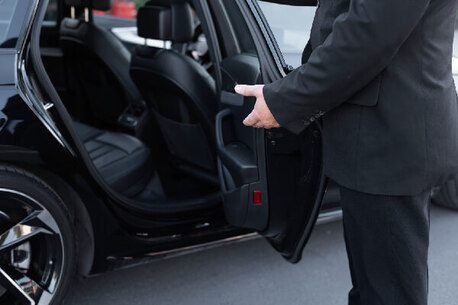 Melbourne, Passenger Transport, Melbourne Airport Chauffeurs For Reliable And Comfortable Airport Transfers