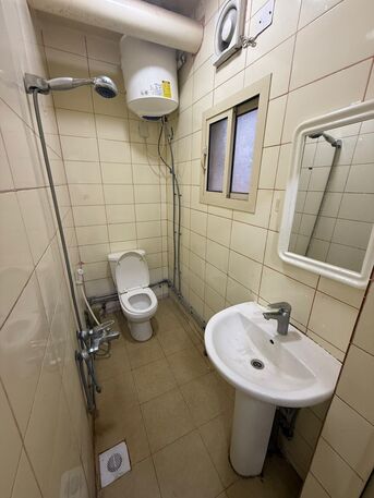 Gudaibiya, Apartments, Flats, Houses & Villas, BHD 130/month,  Studio,  Studio Flat For Rent In Gudaibiya With EWA , Unlimited
