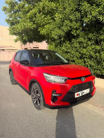 Zinj, Vehicles, Cars & Trucks , BHD 4400,  TOYOTA RAIZE,  2022,  Automatic,  64000 KM,    | Excellent Condition | Bahrain
