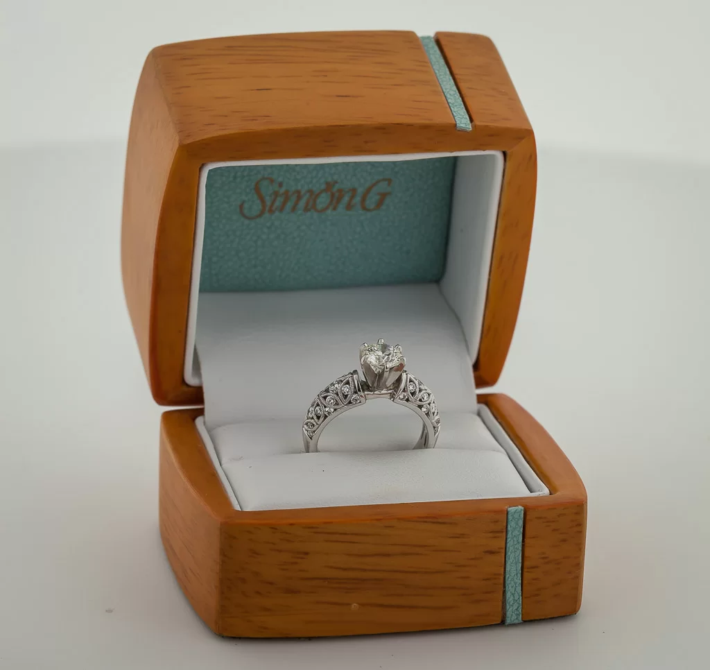 New York, Jewelry, USD 3795,  Wedding Jewelry Store In Bay Area - Estates Consignments