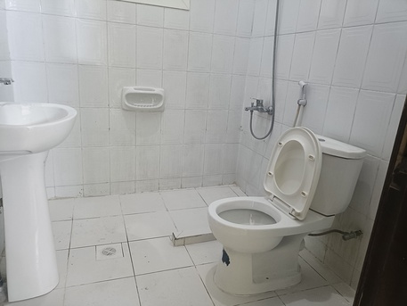 Adliya, Apartments, Flats, Houses & Villas, BHD 230/month,  2 BR,  180 Sq. Meter,  Semi Furnished 2bhk With Ewa