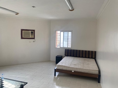 Jubail, Apartments, Flats, Houses & Villas, SAR 1400/month,  1 BR,  Room Available For Rent