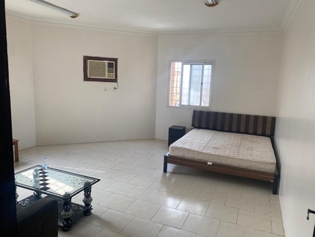 Jubail, Apartments, Flats, Houses & Villas, SAR 1400/month,  1 BR,  Room Available For Rent