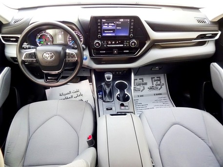 Manama, Vehicles, Cars & Trucks , BHD 11300,  Toyota Highlander Hybrid,  2021,  Automatic,  37000 KM,  Hybrid- 2.5ltrs Engine Capacity - First Owner, ZERO Accident - Urgent Sale