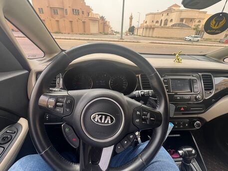 Buraidah, Vehicles, Cars & Trucks , SAR 28000,  Kia Carens 2014 Full Option,  2014,  Automatic,  240000 KM,